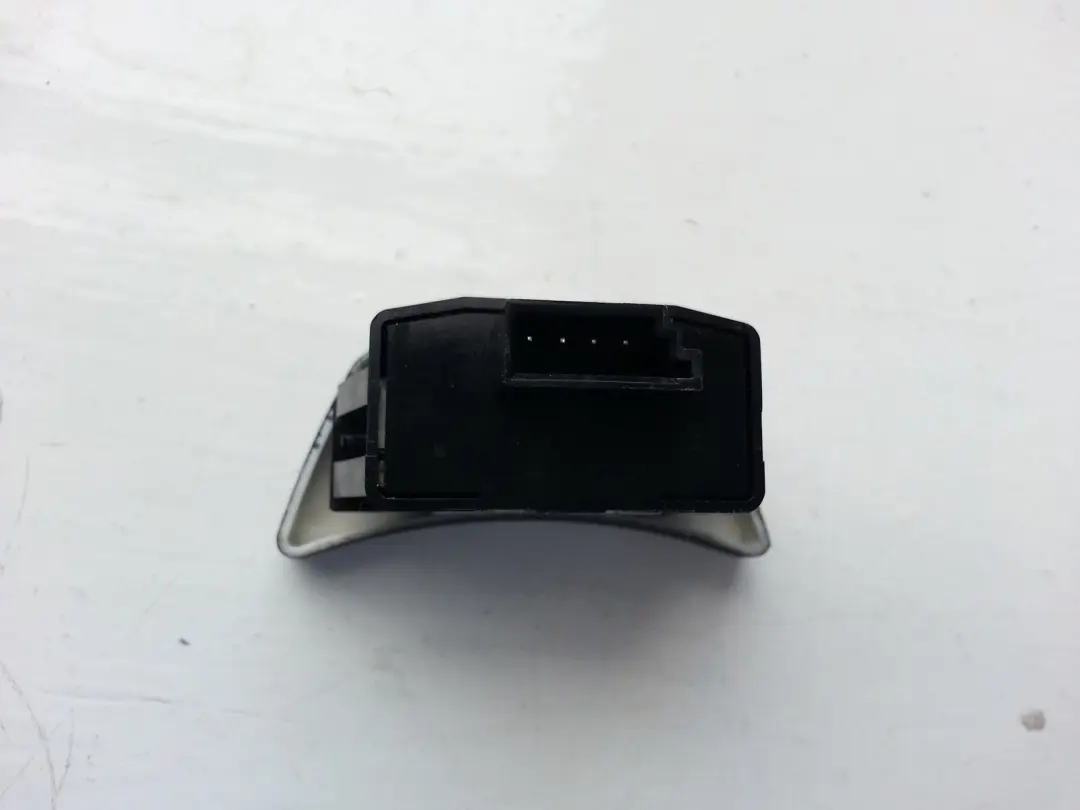 Menu Switch Centre Console Button BMW 5 Series E60 E61 E63 E64 - SKU 6921668 - Part number 6921668