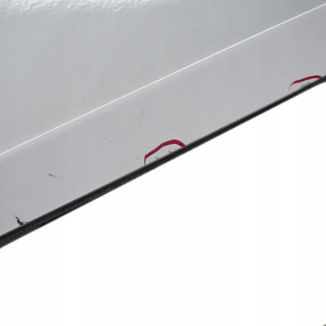 Puerta Trasera Izquierda Titansilber Titan Silver Metallic - 354 para BMW E60 5 con número de pieza 7202341 BMW E60 5 Puerta Trasera Izquierda Titansilber Titan Silver Metallic - 354 - SKU 7202341-TS5 - Número de pieza 7202341