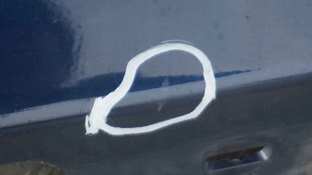 Nakładka listwa próg lewy Tiefseeblau do BMW E87 LCI o numerze 0036145 BMW E87 LCI Nakładka listwa próg lewy Tiefseeblau - SKU 0036145-DSB1 - Numer Części 0036145