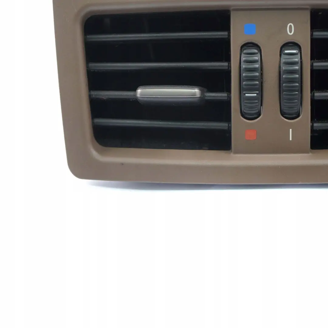 Frischluftgrill Fondraum Braun 6932023 für BMW 5 er E60 E61 mit Teilenummer 6957977 BMW 5 er E60 E61 Frischluftgrill Fondraum Braun 6932023 - SKU 6957977 - Teilenummer 6957977