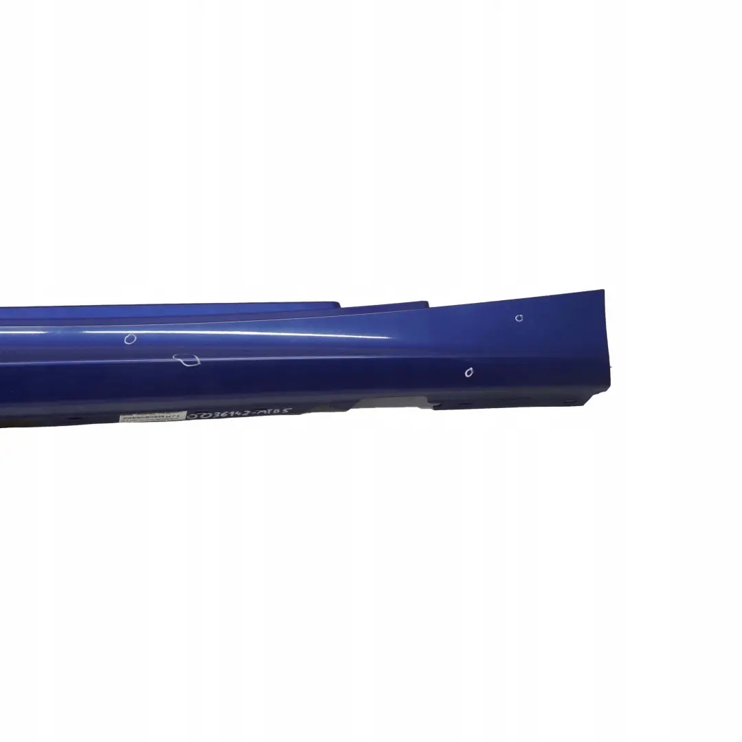 Bas de Porte Couverture Seuil Droite Bleu Montego - A51 pour BMW E81 E82 E88 à propos du numéro de pièce 0036142 BMW E81 E82 E88 Bas de Porte Couverture Seuil Droite Bleu Montego - A51 - SKU 0036142-MTB5 - Numéro de pièce 0036142