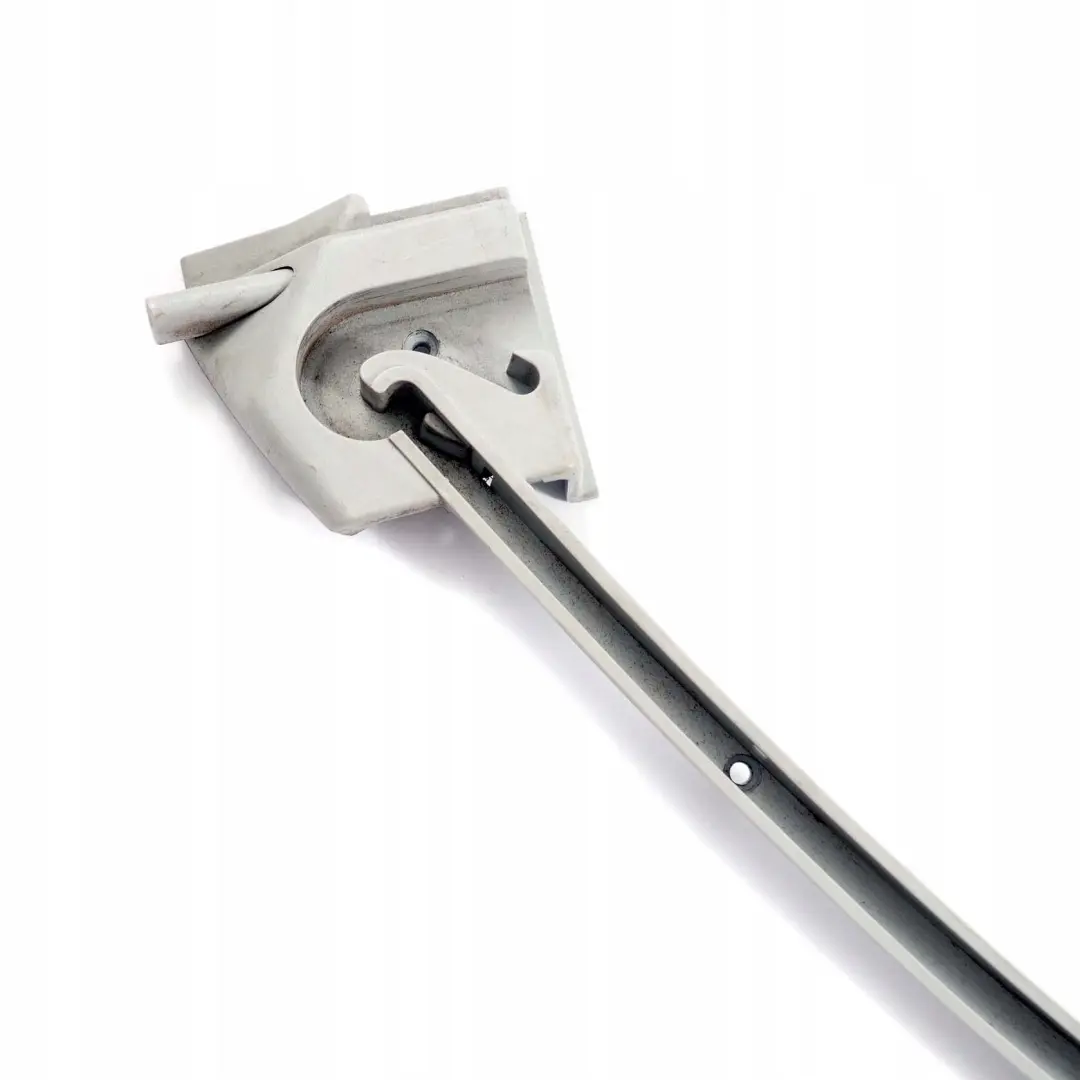 Mercedes-Benz W210 S210 Destro D-Pillar Trim Rail Guide Trunk Cover per con numero di parte A2108600422 Mercedes-Benz W210 S210 Destro D-Pillar Trim Rail Guide Trunk Cover - SKU A2108600422 - Numero di parte A2108600422