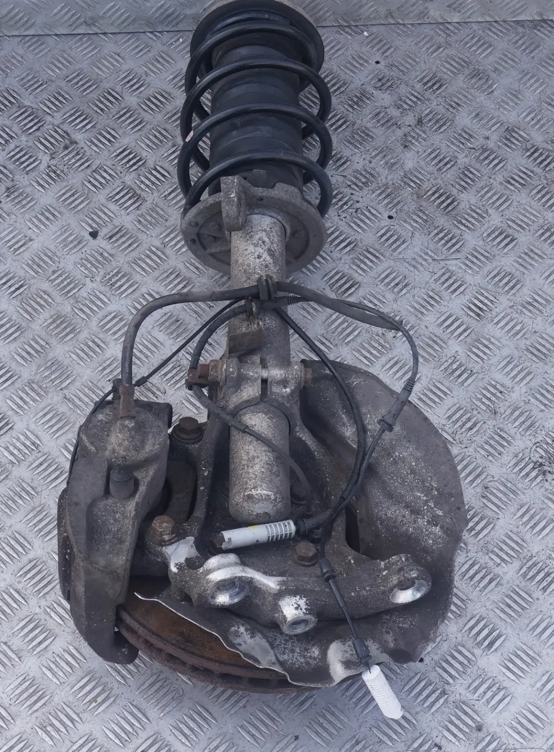 BMW 7 Series E65 745i N62 Front Left N/S Spring Strut Leg Brake Disc Suspension - SKU 6786533 - Part number 6786533