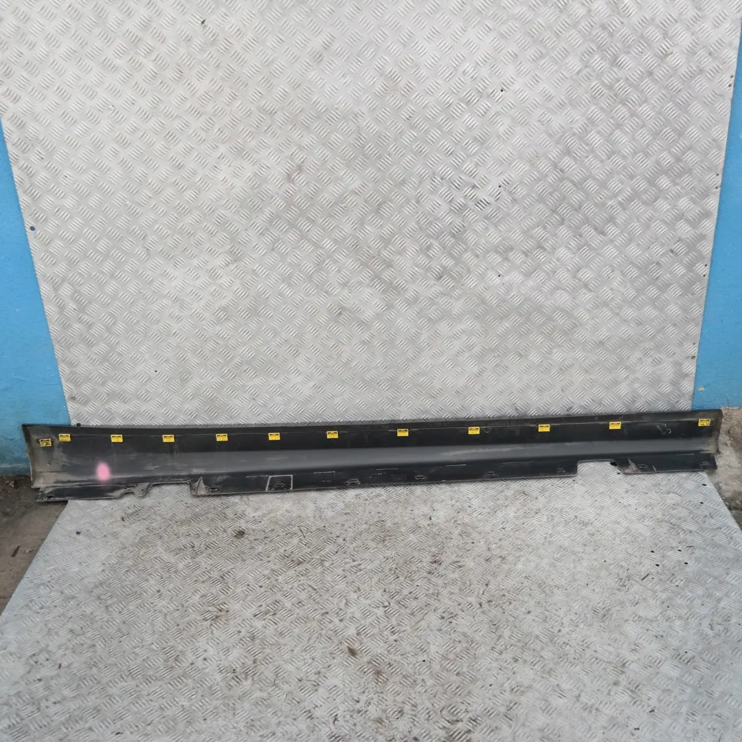 Schwellerleiste Blende Schweller links Sparkling Graphite Metallic für BMW 3 E90 E91 mit Teilenummer 32951 BMW 3 E90 E91 Schwellerleiste Blende Schweller links Sparkling Graphite Metallic - SKU 0032951-SG18 - Teilenummer 32951