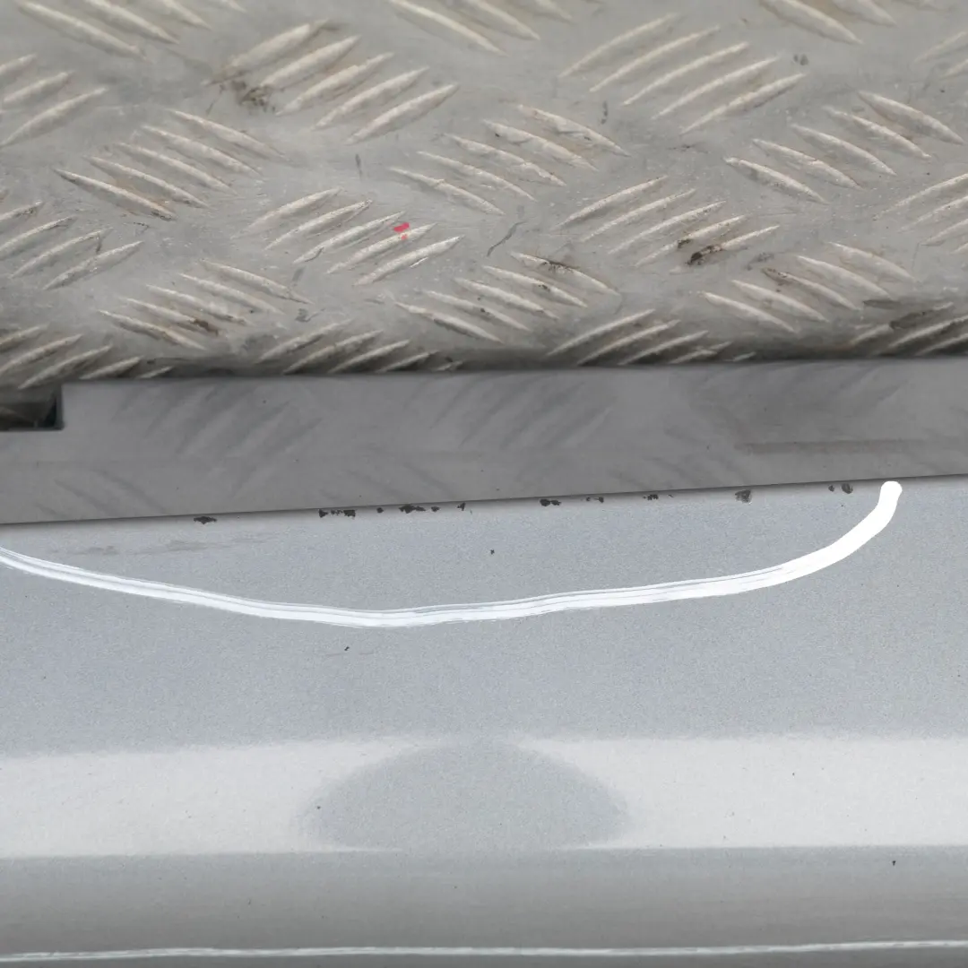 Listello Portiera Apertura Gonna SX Quarzo-Blu Metallico per BMW E87 con numero di parte 51770032949 BMW E87 Listello Portiera Apertura Gonna SX Quarzo-Blu Metallico - SKU 0032949-QB1 - Numero di parte 51770032949