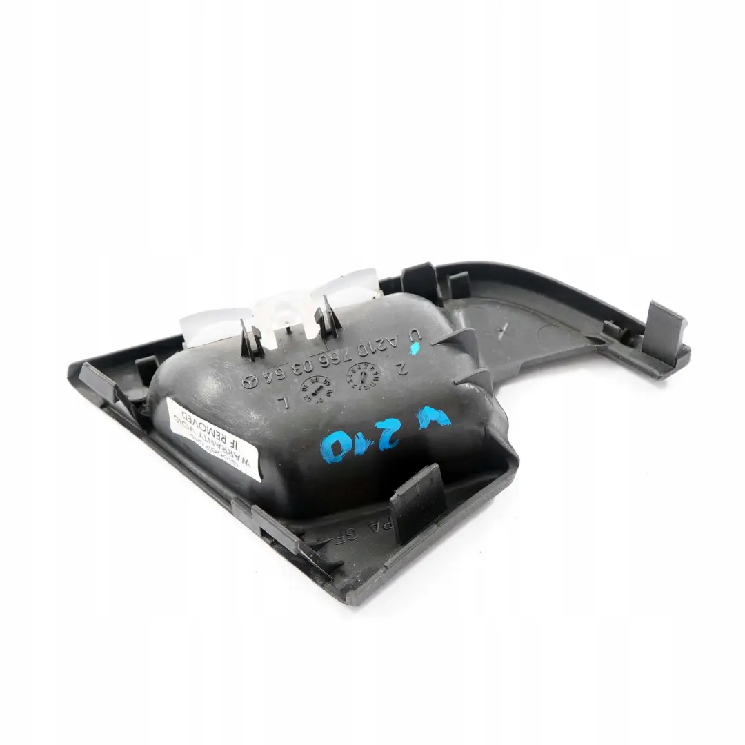 Mercedes-Benz Classe E W210 Porta Sinistra N/S Maniglia Copertura per con numero di parte A2107660364 Mercedes-Benz Classe E W210 Porta Sinistra N/S Maniglia Copertura - SKU A2107660364 - Numero di parte A2107660364