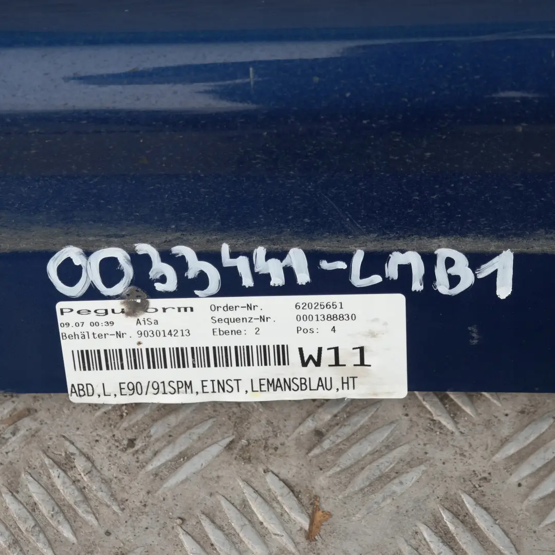 Listello Portiera Apertura Gonna SX le Mans Blu - 381 per BMW E90 E91 M Sport con numero di parte 33441 BMW E90 E91 M Sport Listello Portiera Apertura Gonna SX le Mans Blu - 381 - SKU 0033441-LMB1 - Numero di parte 33441
