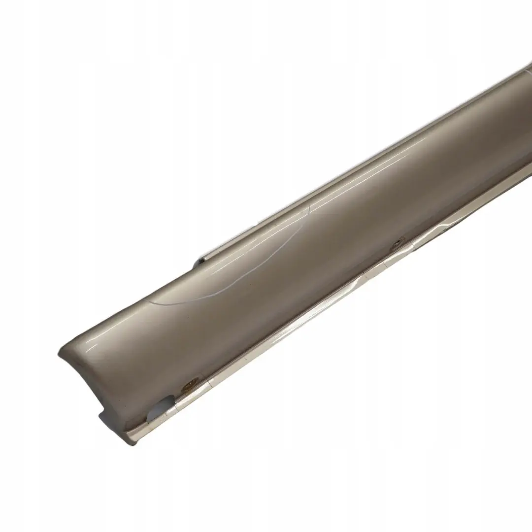 Mercedes-Benz W163 Listello Portiera Apertura Gonna Destra Travertinbeige 693 per con numero di parte A1636900440 Mercedes-Benz W163 Listello Portiera Apertura Gonna Destra Travertinbeige 693 - SKU A1636900440-TRB - Numero di parte A1636900440