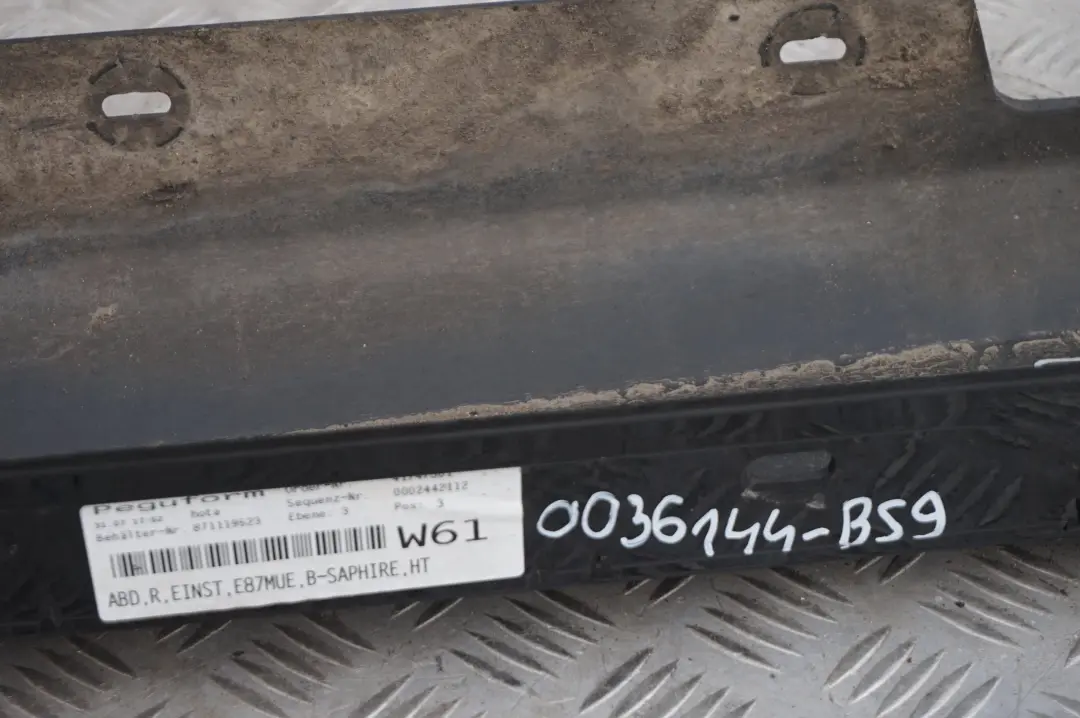 BMW 1 SERIES E87 LCI Sill Strip Side Skirt Right O/S Black Sapphire Metallic 475 - SKU 0036144-BS9 - Part number 51770036144
