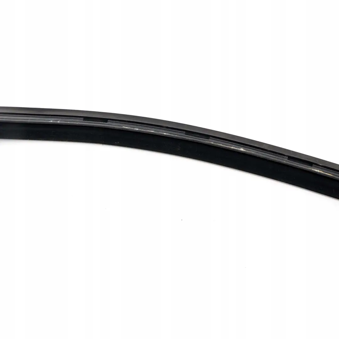 Uszczelka drzwi prawy tył osłona szyby do BMW E66 o numerze 7414534 BMW E66 Uszczelka drzwi prawy tył osłona szyby - SKU 7008046 - Numer Części 7414534