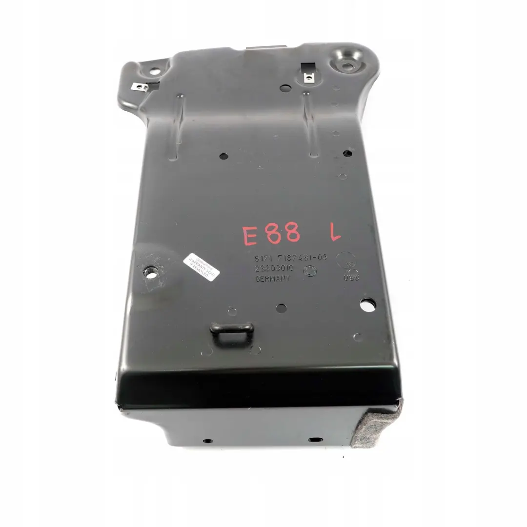 Proteccion antivuelco Placa De proteccion De carga izquierda para BMW E88 con número de pieza 7187481 BMW E88 Proteccion antivuelco Placa De proteccion De carga izquierda - SKU 7187481 - Número de pieza 7187481