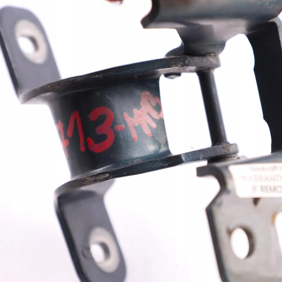 Zawias lewy dachu dach Montegoblau do BMW Cabrio E88 o numerze 7208713 BMW Cabrio E88 Zawias lewy dachu dach Montegoblau - SKU 7208713 - Numer Części 7208713