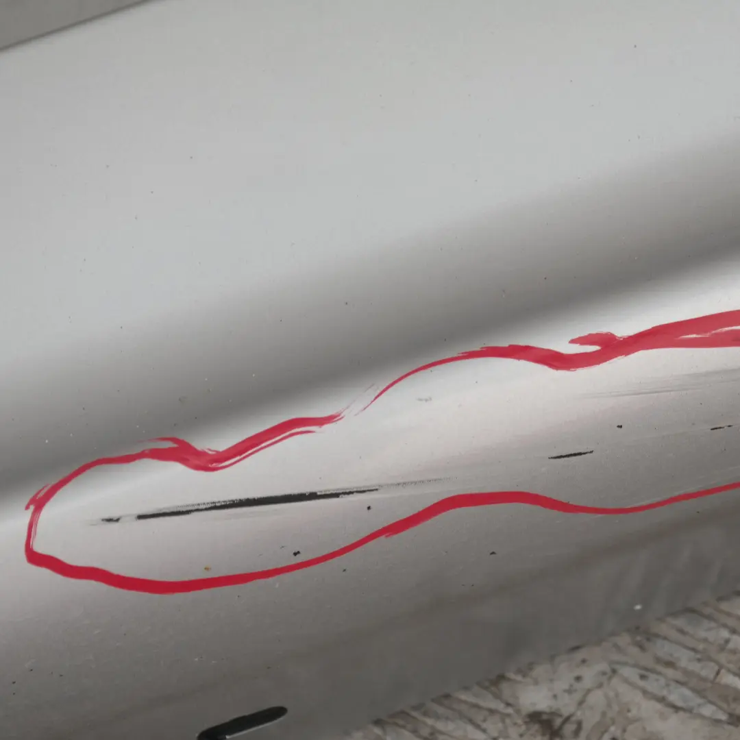 Nakładka Próg Lewy Titansilber 354 do BMW E87 o numerze 32949 BMW E87 Nakładka Próg Lewy Titansilber 354 - SKU 0032949-TS12 - Numer Części 32949