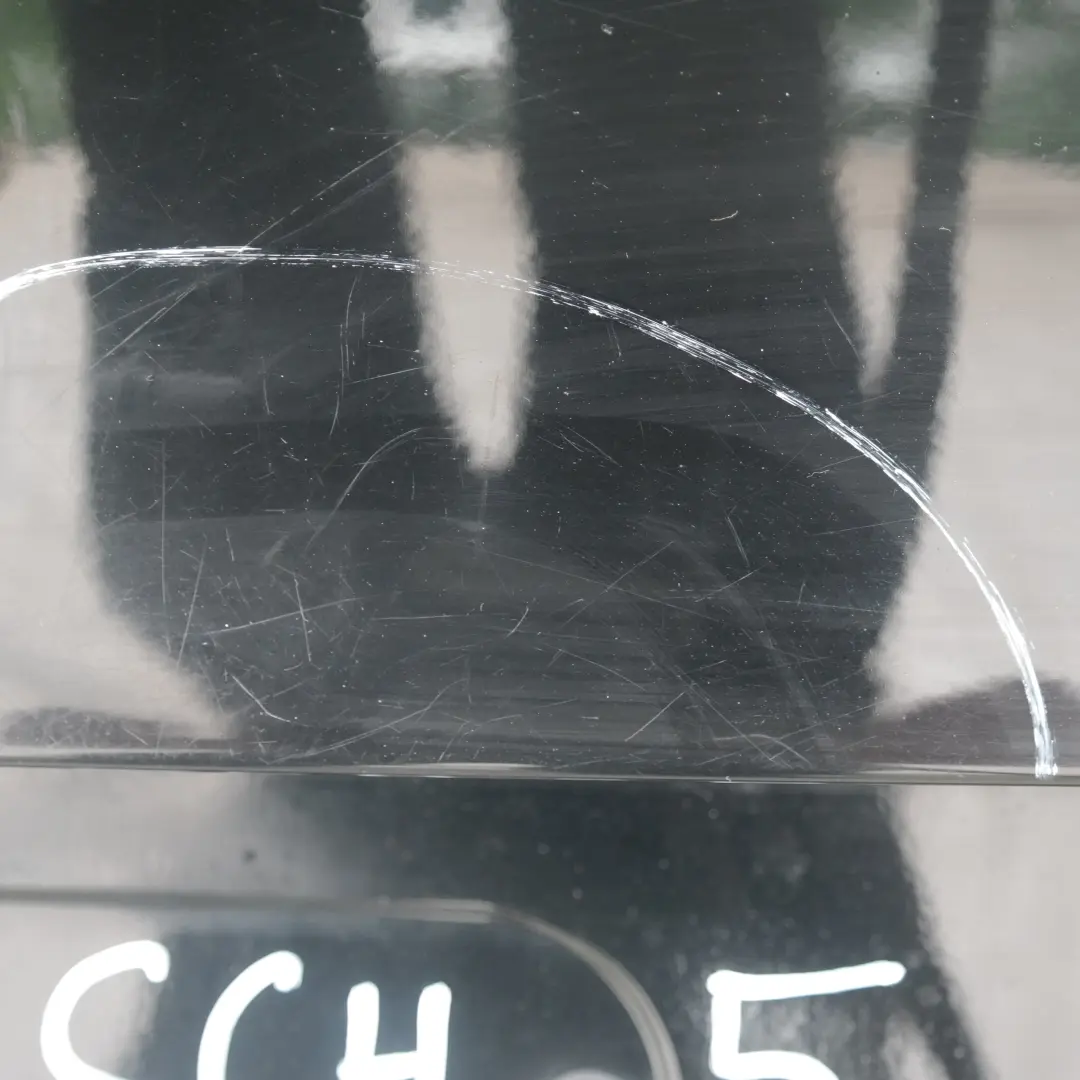 Klapa tylna tył bagażnika schwarz II 668 do BMW E90 o numerze 7151491 BMW E90 Klapa tylna tył bagażnika schwarz II 668 - SKU 7151491-SCH5 - Numer Części 7151491