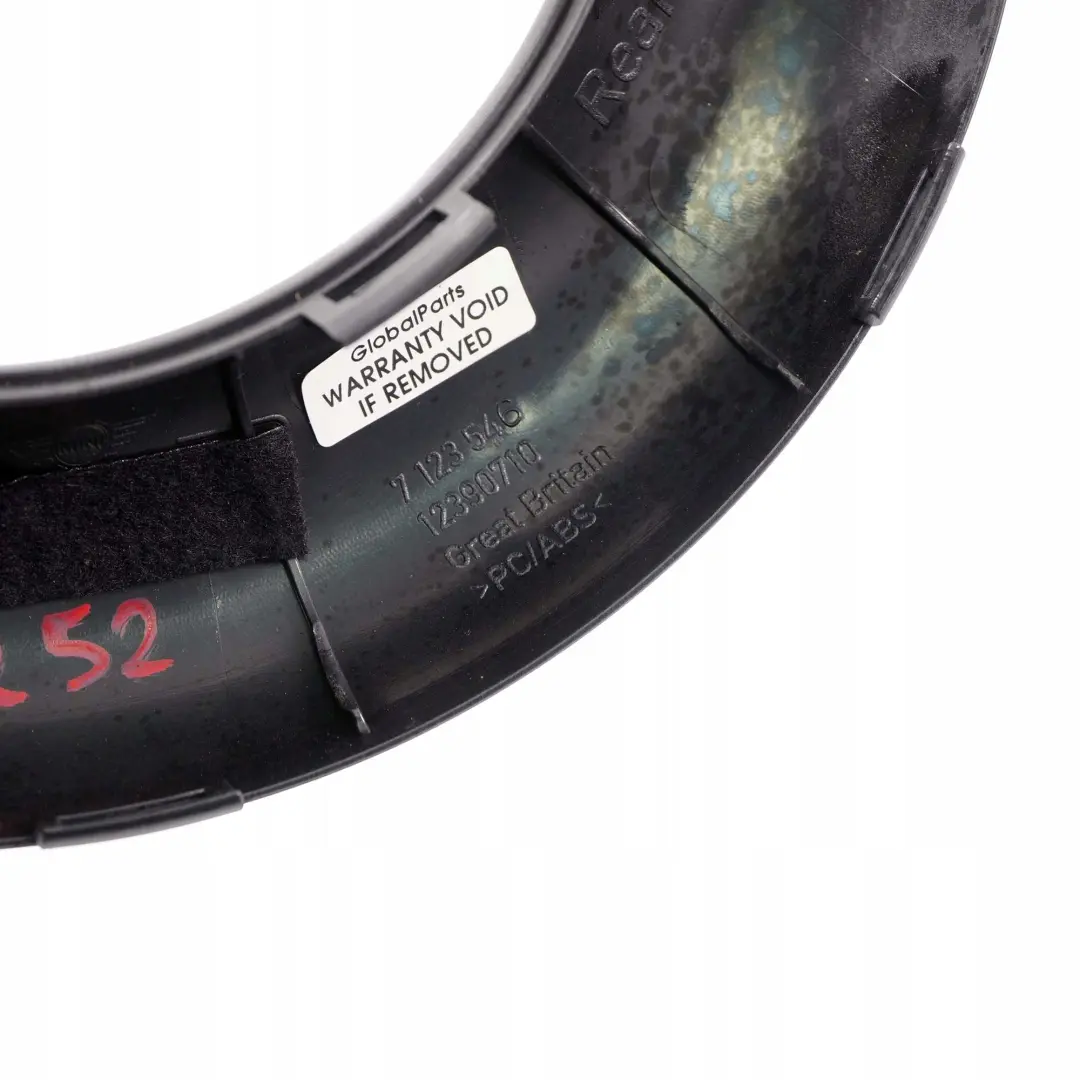 Carenatura Roll BAR Destra Panther Nero per Mini Cabrio R52 con numero di parte 7123546 Mini Cabrio R52 Carenatura Roll BAR Destra Panther Nero - SKU 7123550 - Numero di parte 7123546