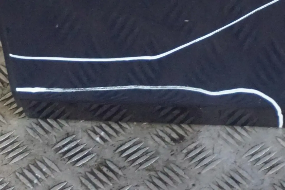 Arriere Gauche Bleu des Mers Profondes Metallique - pour BMW 5 E61 Touring Porte à propos du numéro de pièce 7158501 BMW 5 E61 Touring Porte Arriere Gauche Bleu des Mers Profondes Metallique - - SKU 7158501-DSB - Numéro de pièce 7158501