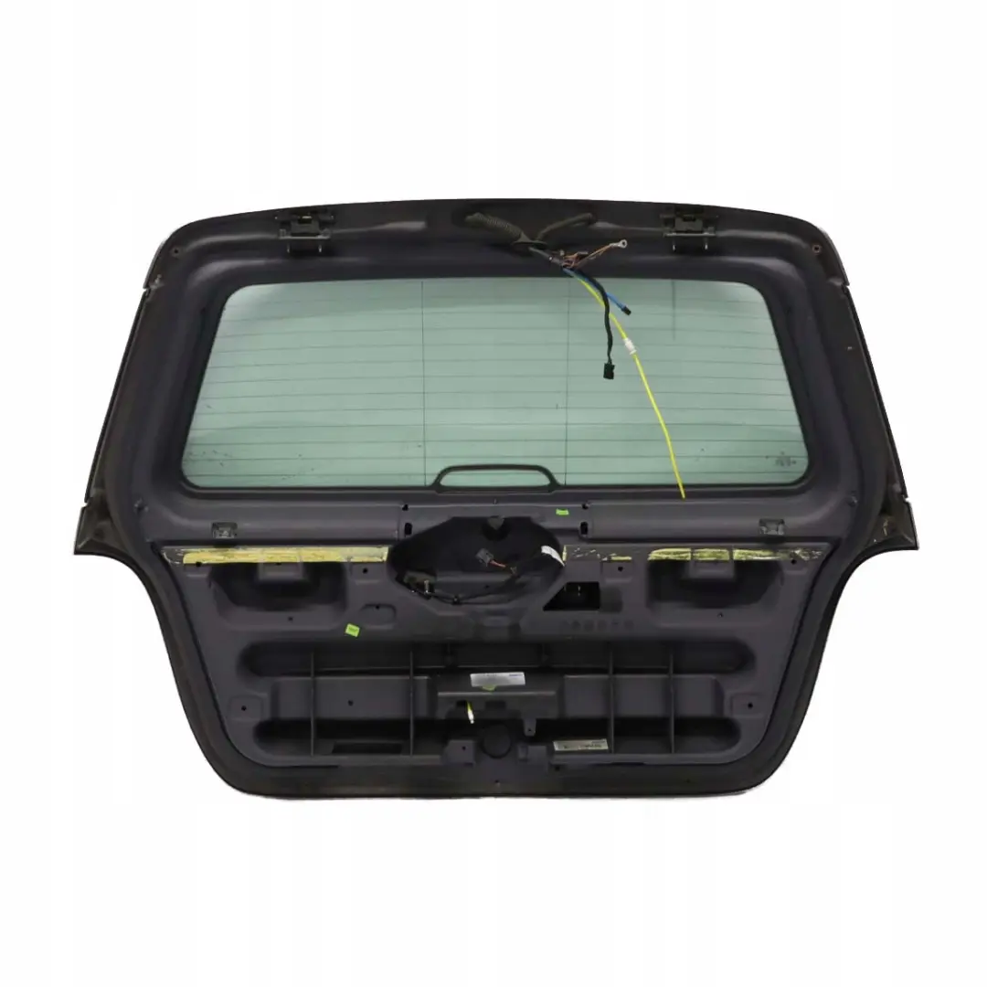 Mercedes-Benz A W168 Boot Trunk Lid Tailgate Moonlight Silver Metallic 706 to with Part number A1687400505 Mercedes-Benz A W168 Boot Trunk Lid Tailgate Moonlight Silver Metallic 706 - SKU A1687400505-MOON - Part number A1687400505