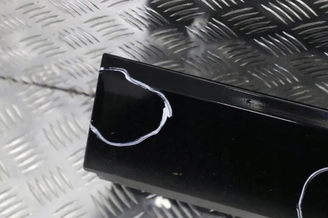 Schwellerleiste Schweller Links Schwarz 2 - 668 für BMW 3 er E92 E93 mit Teilenummer 0034059 BMW 3 er E92 E93 Schwellerleiste Schweller Links Schwarz 2 - 668 - SKU 0034059-SCH1 - Teilenummer 0034059