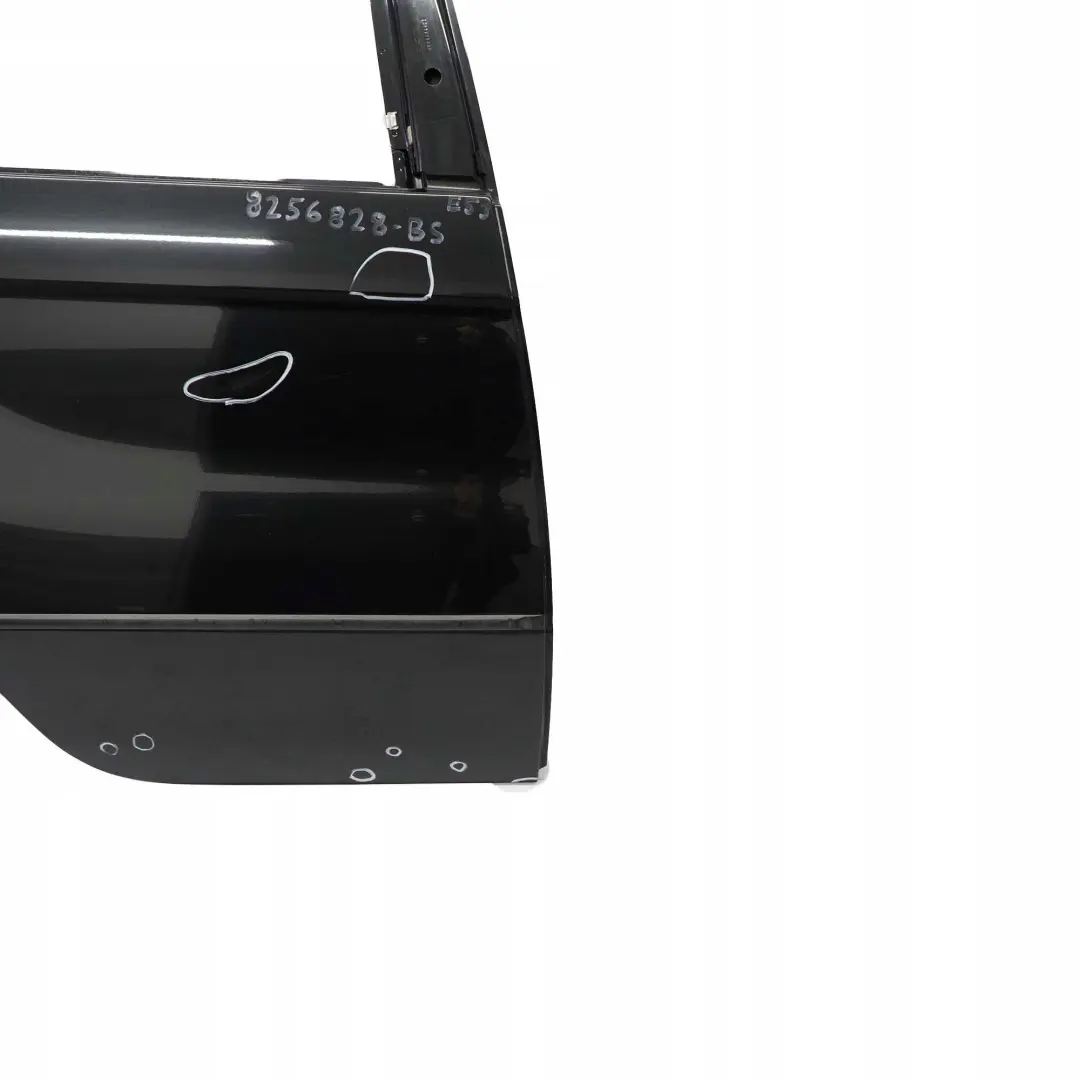 Passeggero Portiera Posteriore Destra Nero Sapphire Metallico 475 per BMW X5 E53 con numero di parte 8256828 BMW X5 E53 Passeggero Portiera Posteriore Destra Nero Sapphire Metallico 475 - SKU 8256828-BS - Numero di parte 8256828