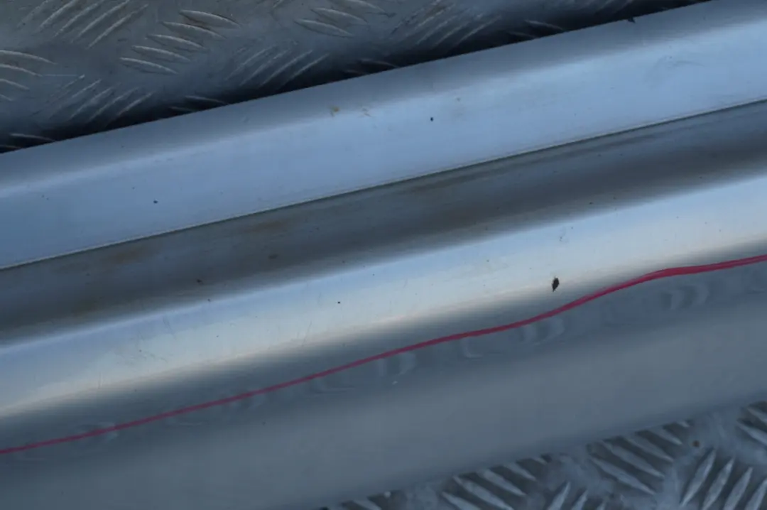 Left N/S Side Door Sill Cover Skirt Titansilber Titan Silver to BMW X5 Series E53 with Part number 8408705 BMW X5 Series E53 Left N/S Side Door Sill Cover Skirt Titansilber Titan Silver - SKU 8408705-TS - Part number 8408705