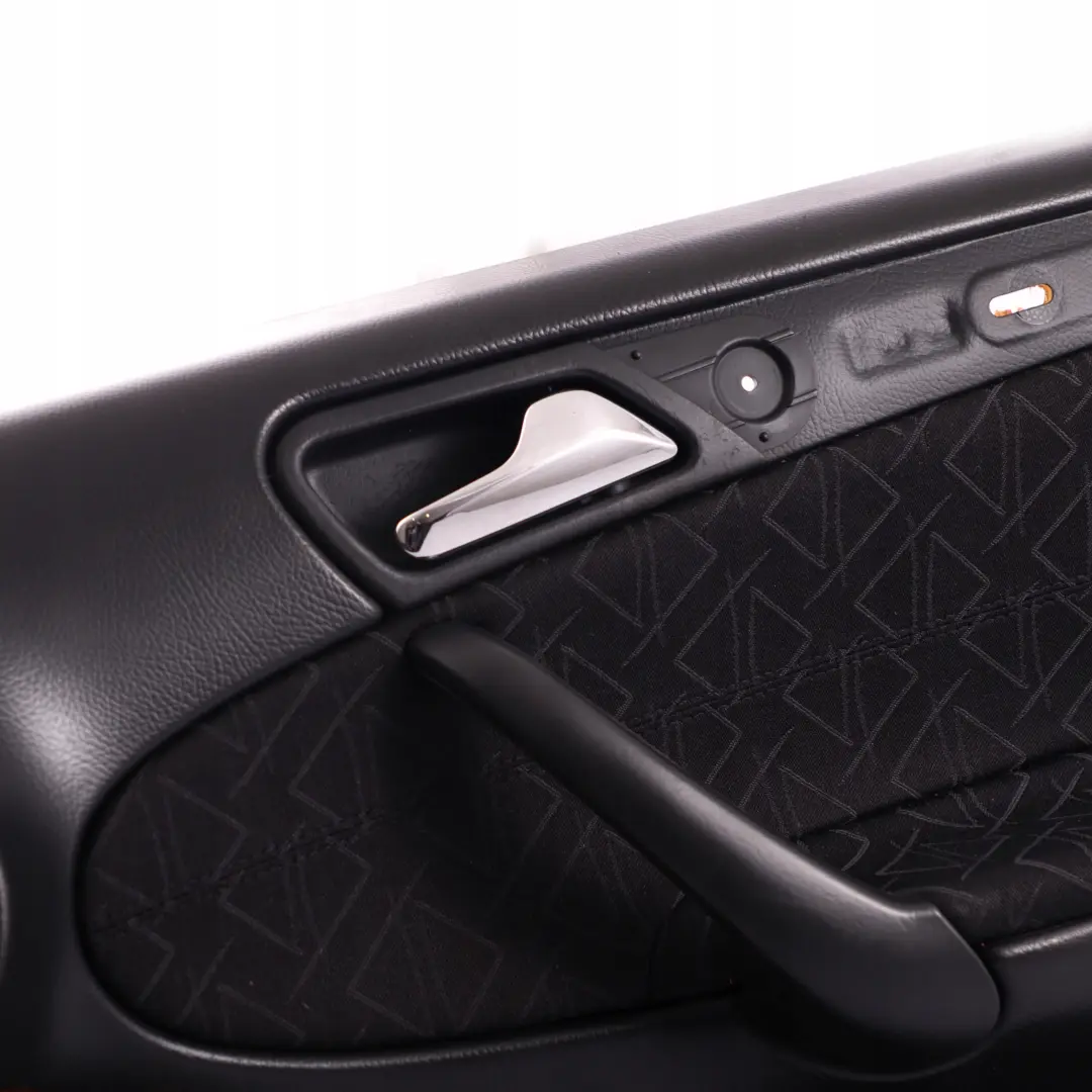 Mercedes W203 Delantera Derecha O / Panel De La tarjeta De puerta De tela Negro - SKU A2037208270-1 - Número de pieza A2037208270