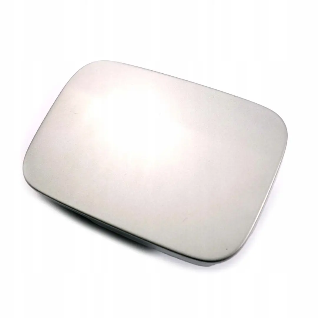 Mercedes W168 Tapa del Deposito De Combustible Plata Claro De Luna - 706 - SKU A1687500106-MOON - Número de pieza A1687500106