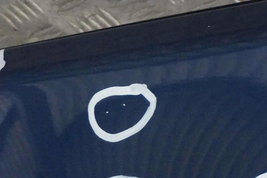 Błotnik lewy przedni Mysticblau do BMW E60 E61 o numerze 7111429 BMW E60 E61 Błotnik lewy przedni Mysticblau - SKU 7111429-MYS3 - Numer Części 7111429