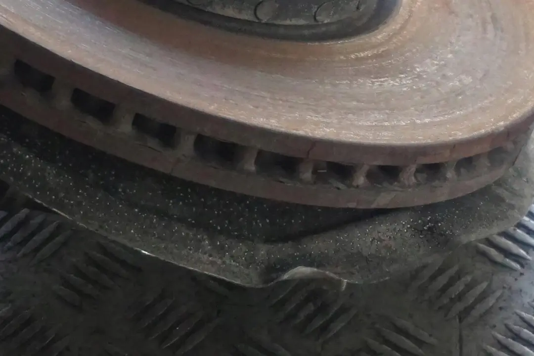 M140i B58 M Sport Stoßdämpfer Federbein Schwenklager Vorn Links für BMW 1 er F20 mit Teilenummer 6880944 BMW 1 er F20 M140i B58 M Sport Stoßdämpfer Federbein Schwenklager Vorn Links - SKU 6880944 - Teilenummer 6880944