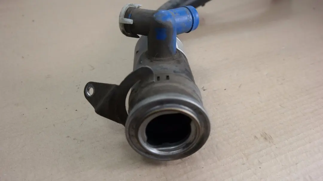 BMW X3 E83 E83N LCi Plactic Tubo De llenado De combustible 1611 - SKU 6758612 - Número de pieza 16116758612