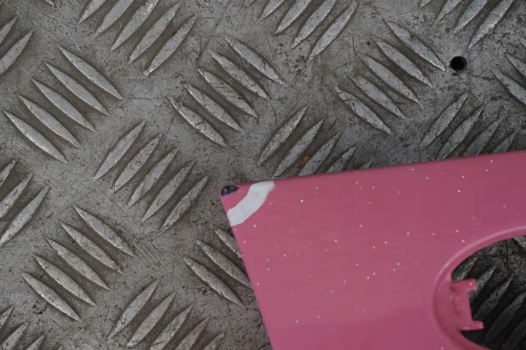 Seitenwand vorn rechts Glittering Pink für BMW Mini Cooper R50 R52 R53 mit Teilenummer 7037438 BMW Mini Cooper R50 R52 R53 Seitenwand vorn rechts Glittering Pink - SKU 7037438-PNK - Teilenummer 7037438