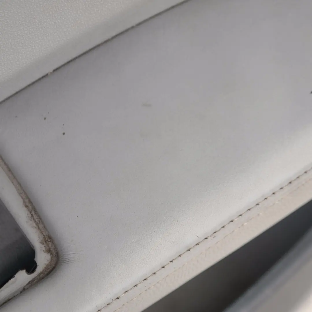Türverkleidung vorn rechts Alaskagrau Grau BMW 1 er E87 - SKU 7133302-1 - Teilenummer 7133302