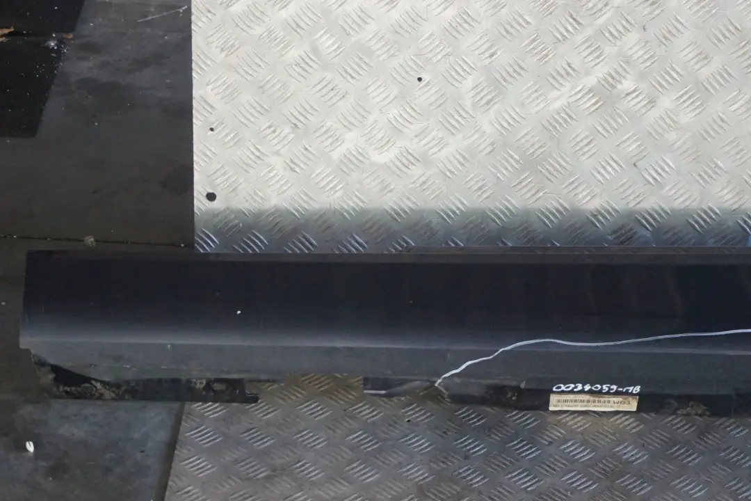 Sill Strip Side Skirt Left Monacoblau Monaco Blau Blue para BMW E92 E93 con número de pieza 34059 BMW E92 E93 Sill Strip Side Skirt Left Monacoblau Monaco Blau Blue - SKU 0034059-MB - Número de pieza 34059