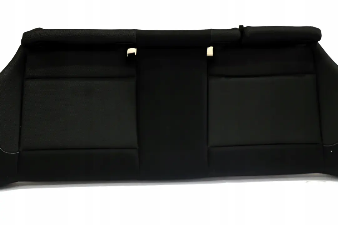 Funda Asiento Tela Interior Asiento Trasero Banco Sofá Red para BMW E81 con número de pieza 9131876 BMW E81 Funda Asiento Tela Interior Asiento Trasero Banco Sofá Red - SKU 9131876 - Número de pieza 9131876