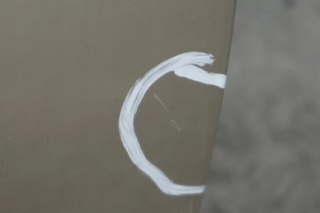 Klapa tylna tył sparkling silver A60 do MINI R56 o numerze 2752015 MINI R56 Klapa tylna tył sparkling silver A60 - SKU 2752015-SS6 - Numer Części 2752015