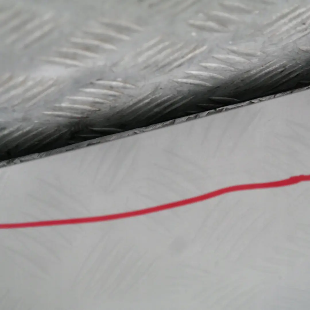 BMW 10 E90 E91 Sill Strip Faldón Lateral Izquierdo Titansilber Silver - SKU 0032951-TS10 - Número de pieza 32951
