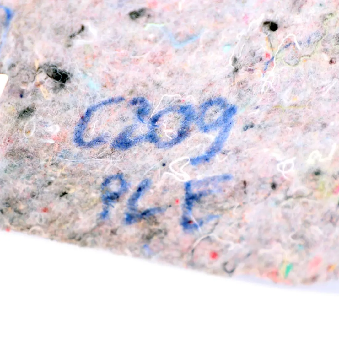 Benz CLK C209 W209 Cubierta Aislante Bajo Asiento Trasero para Mercedes con número de pieza A2096820610 Mercedes Benz CLK C209 W209 Cubierta Aislante Bajo Asiento Trasero - SKU A2096820610 - Número de pieza A2096820610