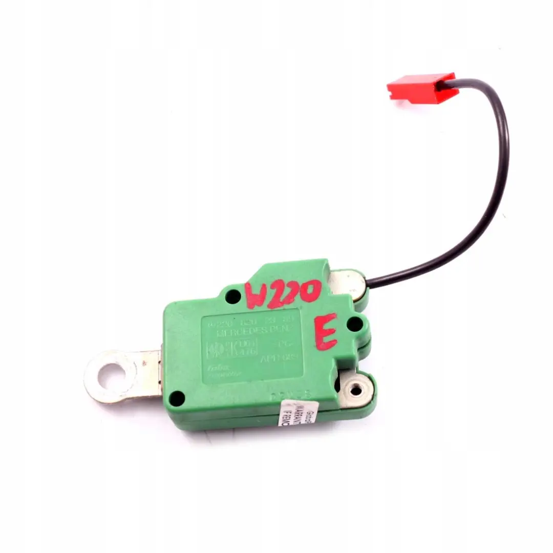 Filtro De ruido parasito De antena De radio De Mercedes-Benz S W220 para con número de pieza A2208202389 Filtro De ruido parasito De antena De radio De Mercedes-Benz S W220 - SKU A2208202389 - Número de pieza A2208202389