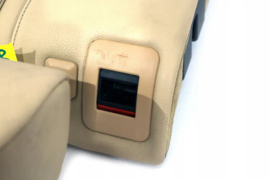 Beige Interior Seat Cover Backrest Leather Rear Right O/S to BMW X3 SERIES E83 with Part number 3410383 BMW X3 SERIES E83 Beige Interior Seat Cover Backrest Leather Rear Right O/S - SKU 3410383 - Part number 3410383