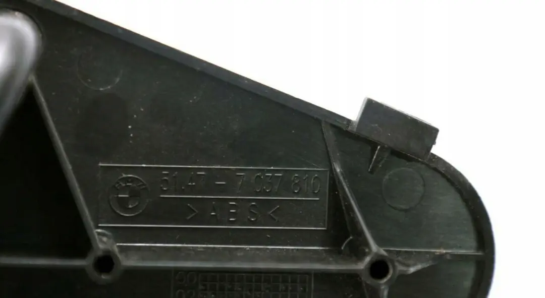 Osłona Bagażnika Tylna Lewa Wykończenie do BMW E65 E66 o numerze 7037810 BMW E65 E66 Osłona Bagażnika Tylna Lewa Wykończenie - SKU 7037810 - Numer Części 7037810