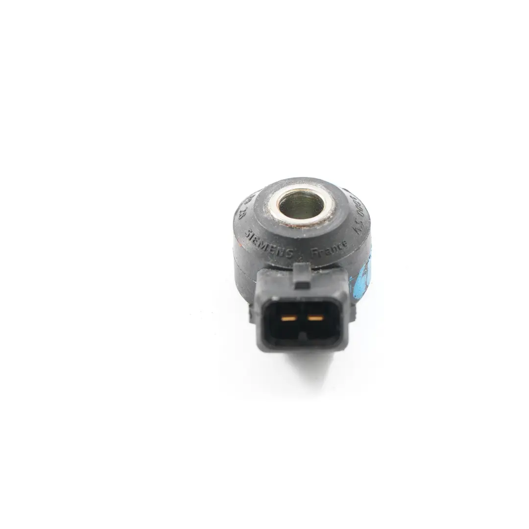 Mercedes-Benz A E W168 M166 W210 M111 Petrol Engine Crankcase Knock Sensor to with Part number A0031538928 Mercedes-Benz A E W168 M166 W210 M111 Petrol Engine Crankcase Knock Sensor - SKU A0031538928 - Part number A0031538928