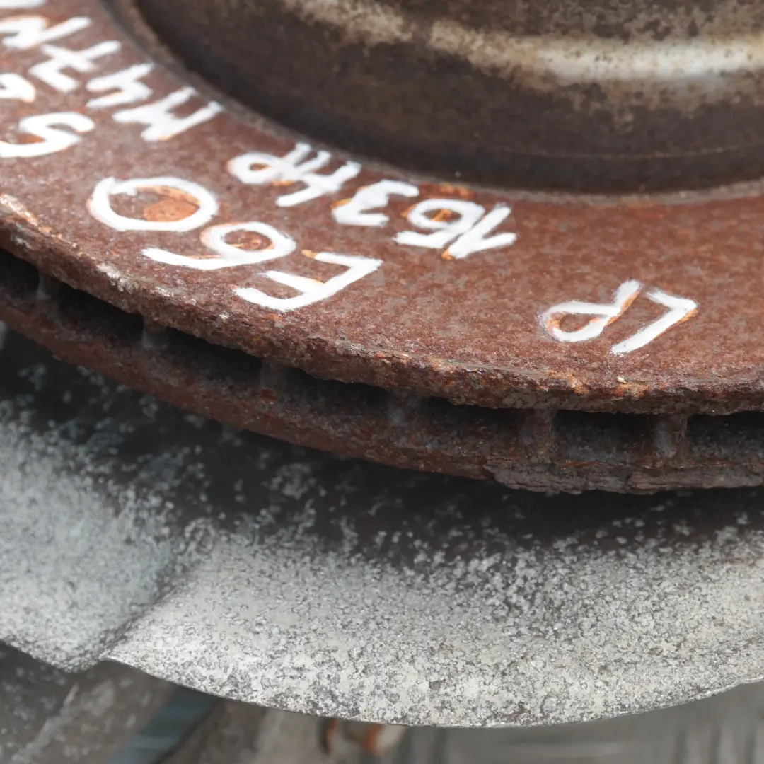 M47N2 Stoßdämpfer Federbein vorne links Bremssattelgehäuse für BMW 5 er E60 520d mit Teilenummer 6764457 BMW 5 er E60 520d M47N2 Stoßdämpfer Federbein vorne links Bremssattelgehäuse - SKU 6764457-3 - Teilenummer 6764457