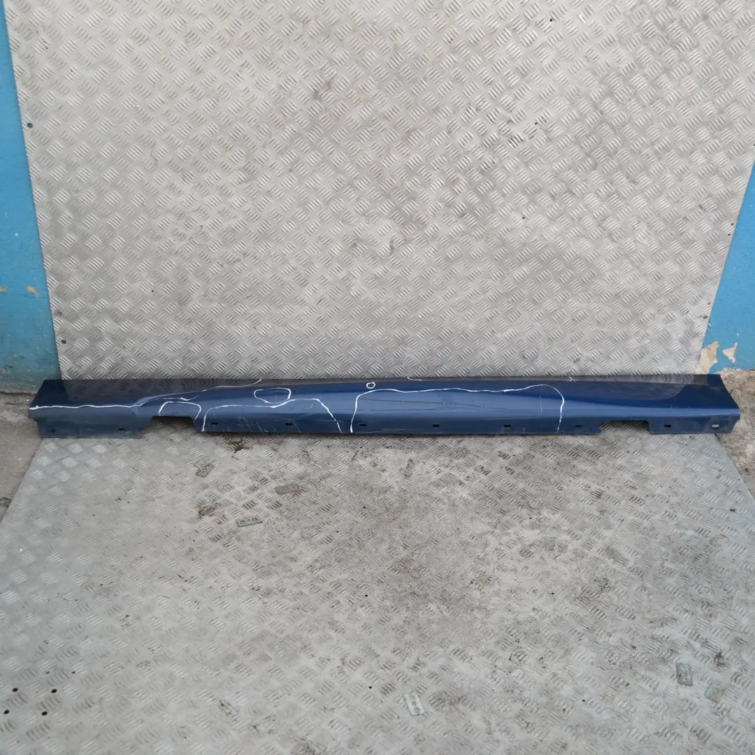 Bas de Porte Couverture Seuil A Gauche le Mans pour BMW E87 LCI M Sport à propos du numéro de pièce 33557 BMW E87 LCI M Sport Bas de Porte Couverture Seuil A Gauche le Mans - SKU 0033557-LMB1 - Numéro de pièce 33557