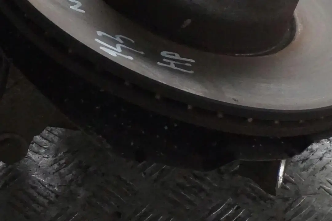 Familiare 318d N47 143PS Molla Sospensioni Davanti SX Asse Ant. per BMW E91 con numero di parte 6786013 BMW E91 Familiare 318d N47 143PS Molla Sospensioni Davanti SX Asse Ant. - SKU 6786013-3 - Numero di parte 6786013