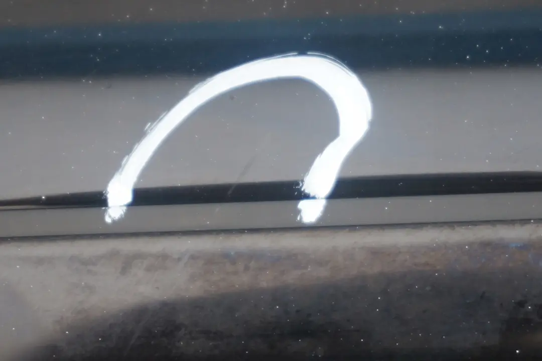 Puerta Trasera Derecha Negro Zafiro Metálico - 475 para BMW X5 SERIE 2 E53 con número de pieza 8256828 BMW X5 SERIE 2 E53 Puerta Trasera Derecha Negro Zafiro Metálico - 475 - SKU 8256828-BS2 - Número de pieza 8256828