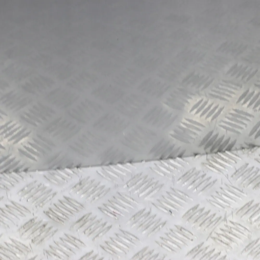 Klapa bagażnika tył drzwi prawa do MINI R55 Clubman o numerze 2757716 MINI R55 Clubman Klapa bagażnika tył drzwi prawa - SKU 2757716-DS - Numer Części 2757716