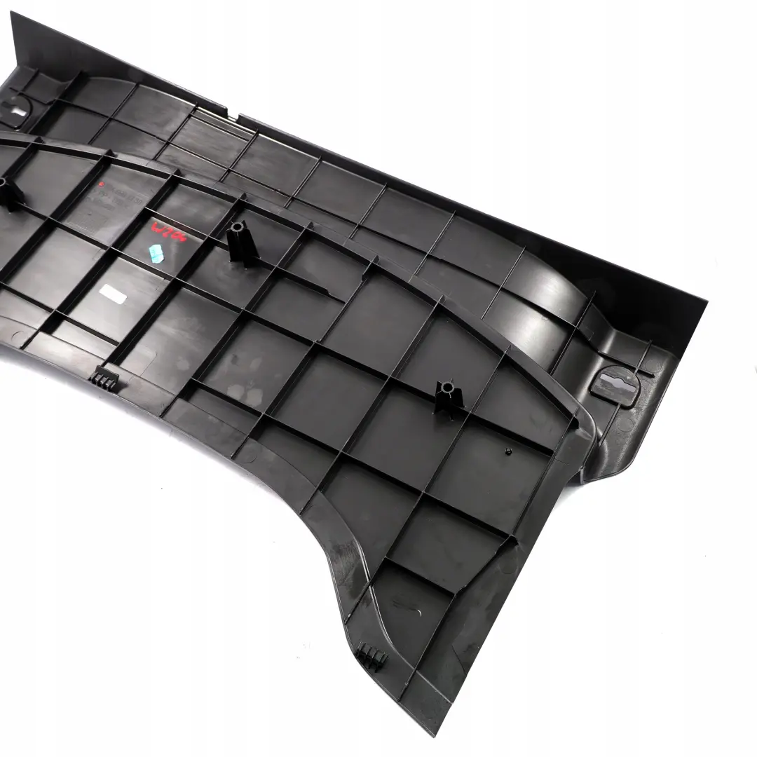 Mercedes-Benz C Klasse W204 Kofferraumboden Laderaum Verkleidung für  mit Teilenummer A2046901330  Mercedes-Benz C Klasse W204 Kofferraumboden Laderaum Verkleidung - SKU A2046901330 - Teilenummer A2046901330