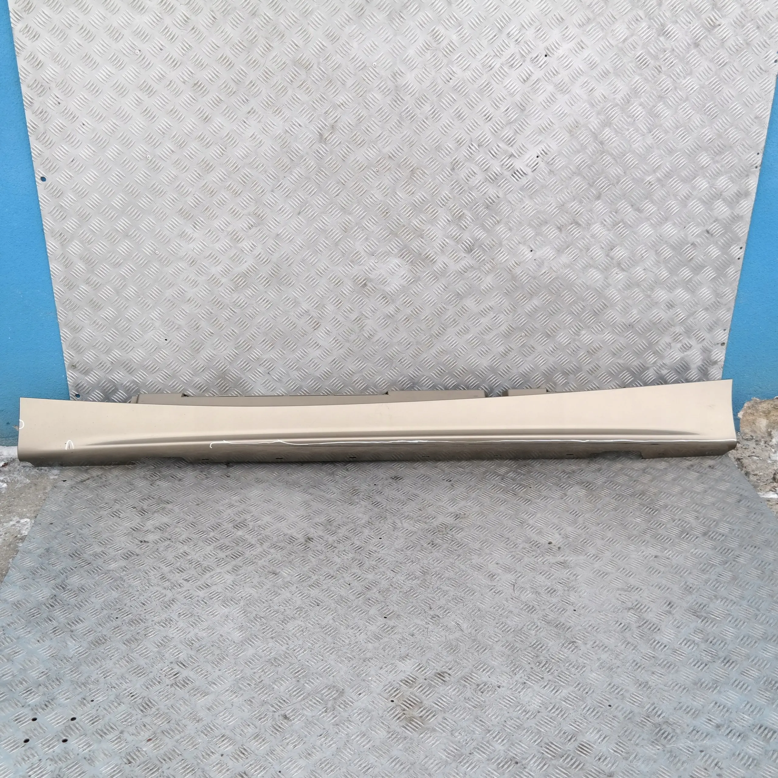 BMW E87 Bas de Porte Couverture Seuil A Gauche Sonora Metallique