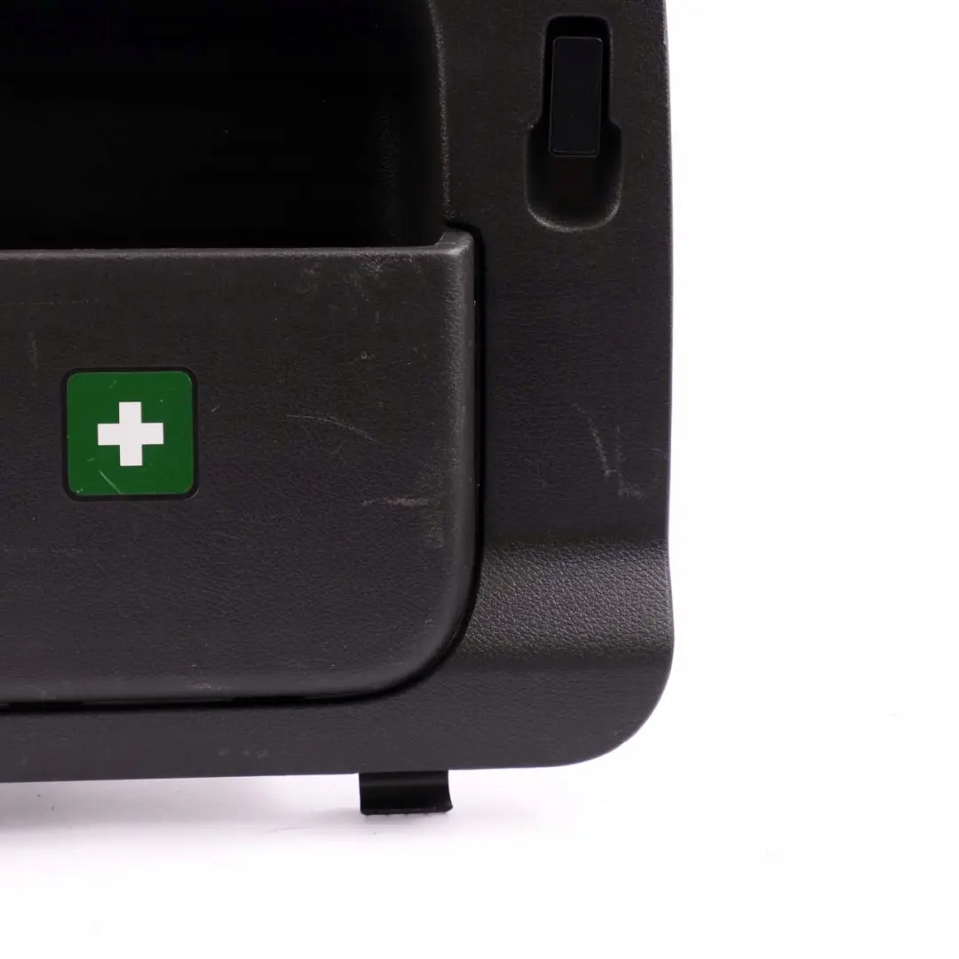 Mercedes-Benz Vaneo W414 Kofferaum Seitenwand Abdeckung Hinten Links für mit Teilenummer A4146900092 Mercedes-Benz Vaneo W414 Kofferaum Seitenwand Abdeckung Hinten Links - SKU A4146900092 - Teilenummer A4146900092