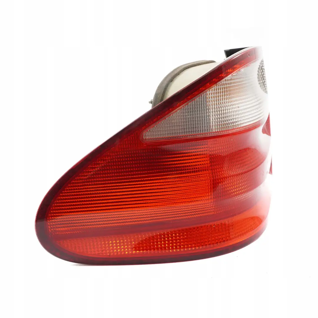 klasa W208 C208 Lampa lewy tył do MERCEDES CLK o numerze A2088200164 MERCEDES CLK klasa W208 C208 Lampa lewy tył - SKU A2088200164 - Numer Części A2088200164