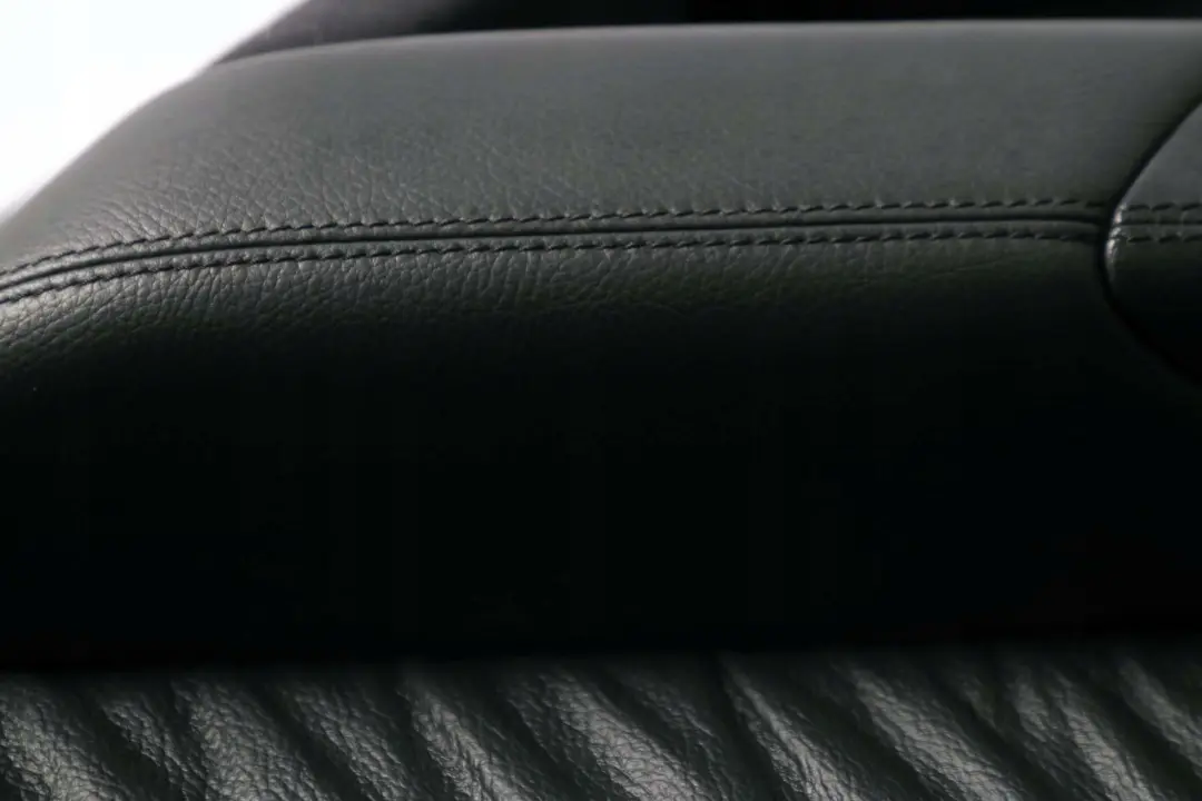 Benz S W220 Rear Right O/S Door Card Trim Panel Leather Anthracite to Mercedes with Part number A2207309662 Mercedes Benz S W220 Rear Right O/S Door Card Trim Panel Leather Anthracite - SKU A2207309662 - Part number A2207309662